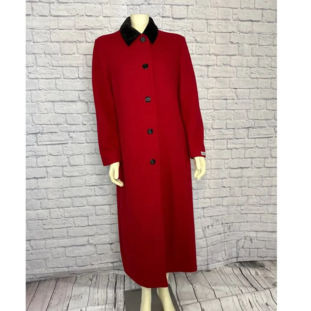 Vintage 90’s Red & black velvet long coat by MDP Mario De Pinto Large